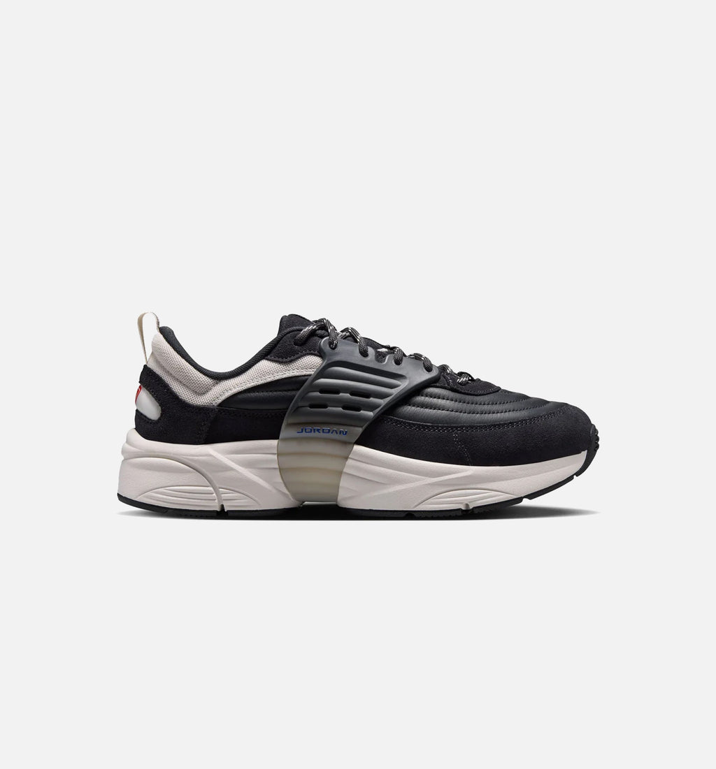 Trunner OS SE Off Noir & University Red Men's Sneakers