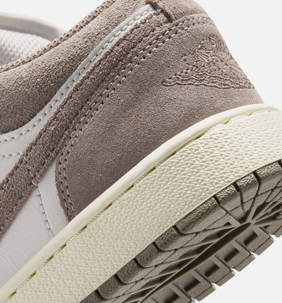 Air Jordan 1 Low GS Sneakers - Olive Grey / Enigma Stone / Summit White