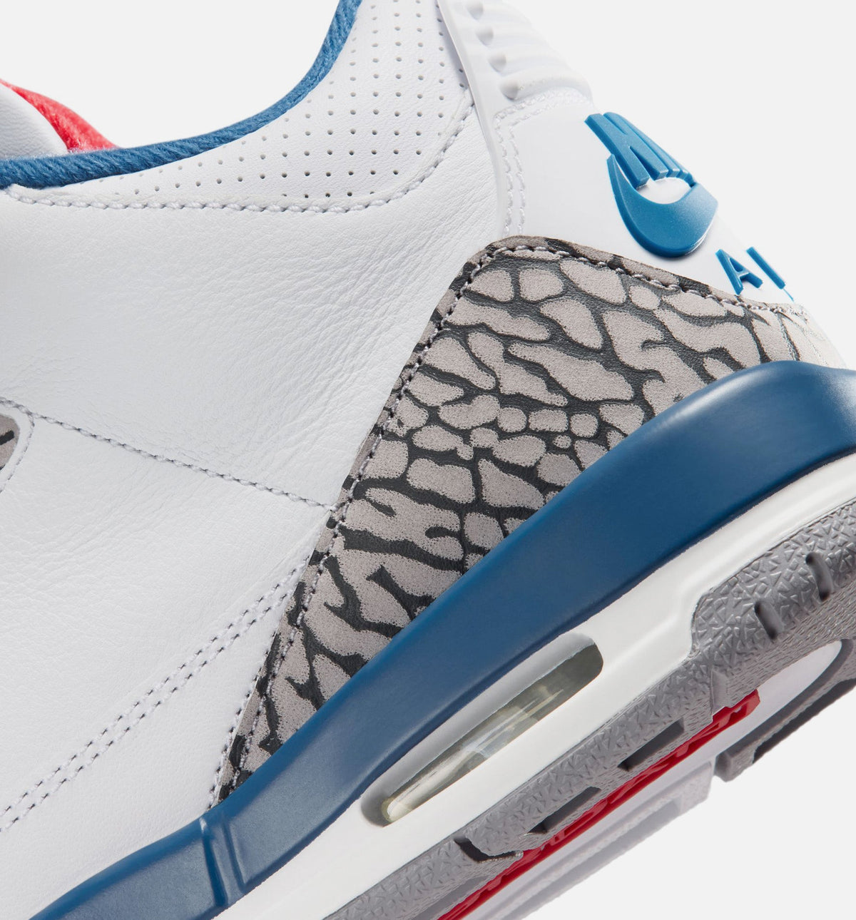 Air Jordan 3 Retro OG True Blue Grade School Sneakers