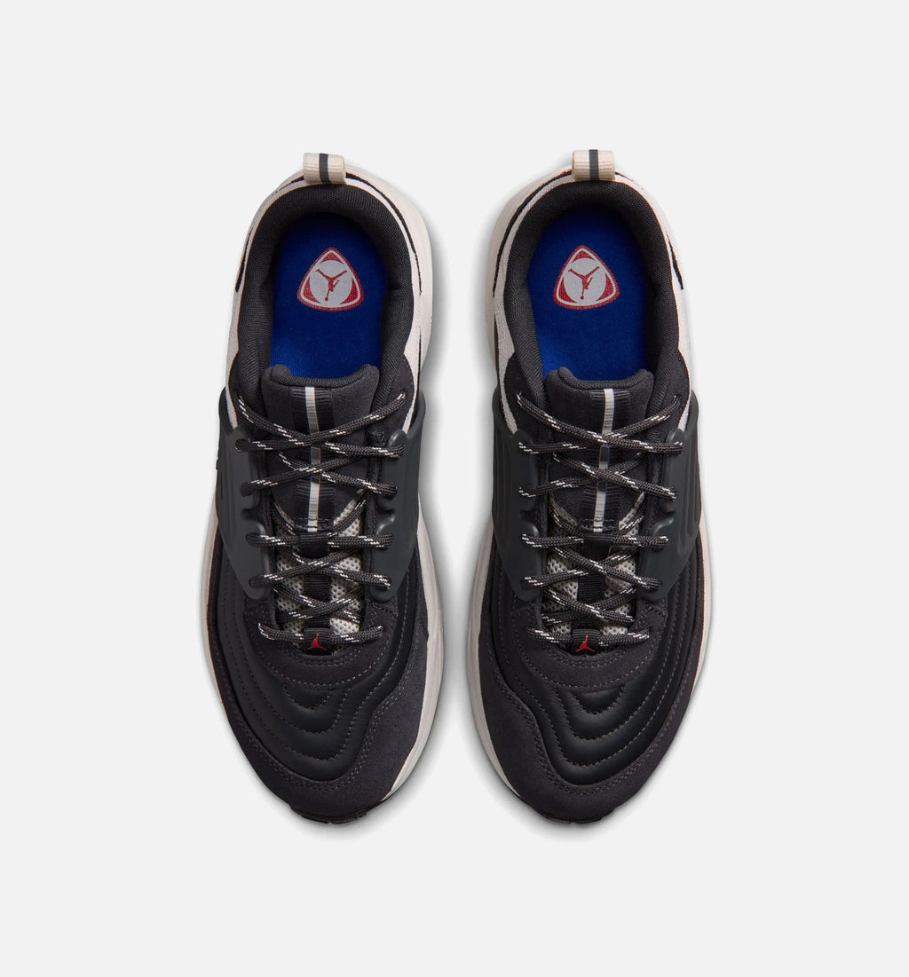 Trunner OS SE Off Noir & University Red Men's Sneakers